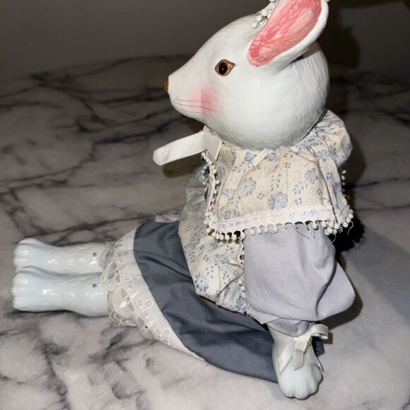 New Vintage Porcelain Mouse Doll 20" Victorian Dress Country Farmhouse Nursery - Picture 7 of 16
